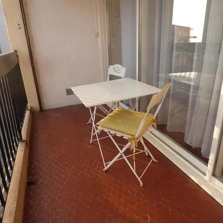 Apartment A 2 Pas Du Port Et De La - 2 - Parking - Saint-cyprien Saint-Cyprien (Pyrenees-Orientales)