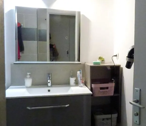 A 2 Pas Du Port Et De La - 2 - Parking - Saint-cyprien Apartamento Saint-Cyprien (Pyrenees-Orientales)