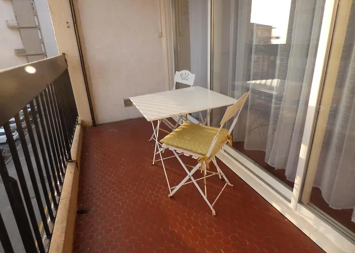 Appartement A 2 Pas Du Port Et De La - 2 - Parking - Saint-cyprien Saint-Cyprien (Pyrenees-Orientales)